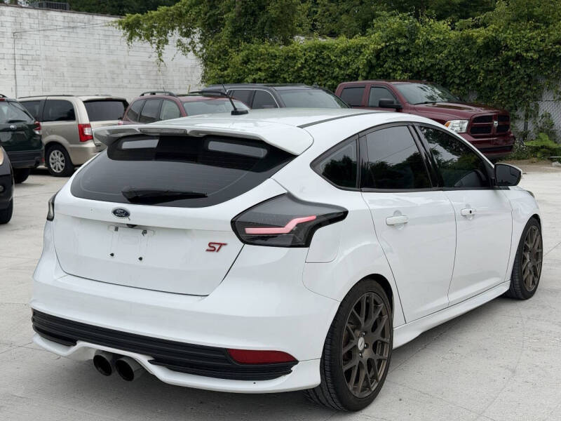 2016 Ford Focus ST