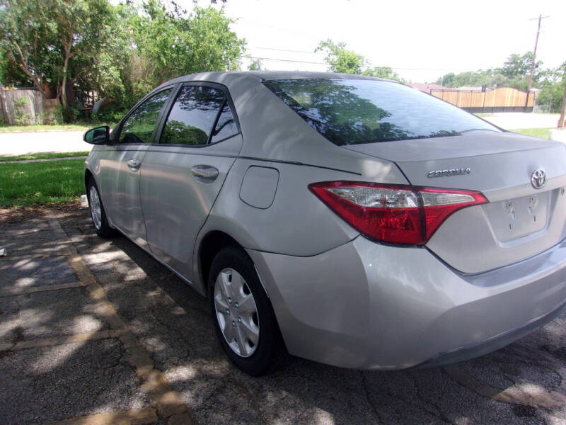 2015 Toyota Corolla LE