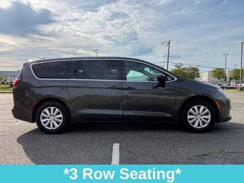 2021 Chrysler Voyager L