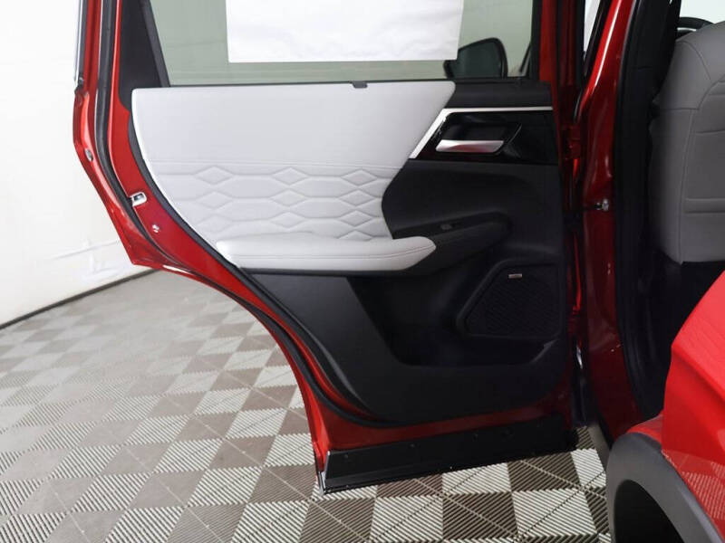 2025 Mitsubishi Outlander SEL