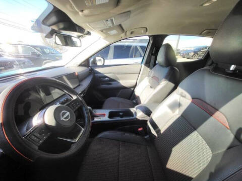 2025 Nissan Kicks SR