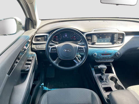 2020 Kia Sorento LX