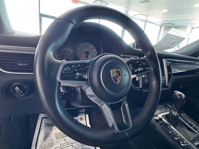 2016 Porsche Macan S