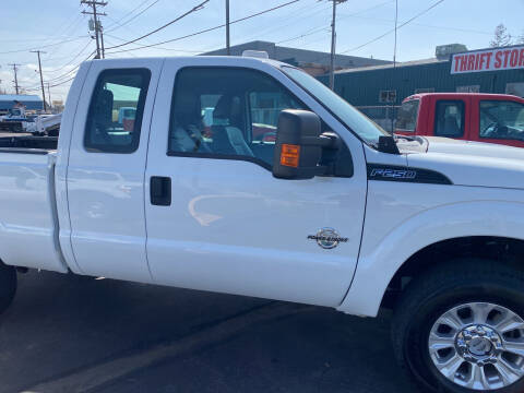 2013 Ford F-250 Super Duty for sale at Dorn Brothers Truck and Auto Sales in Salem OR