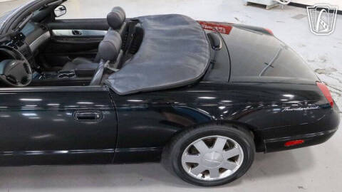 2002 Ford Thunderbird Deluxe