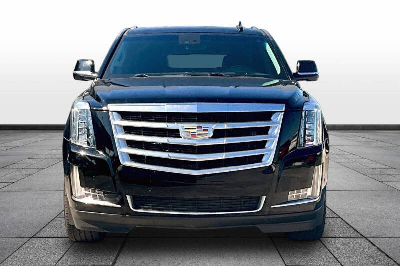 2018 Cadillac Escalade Luxury