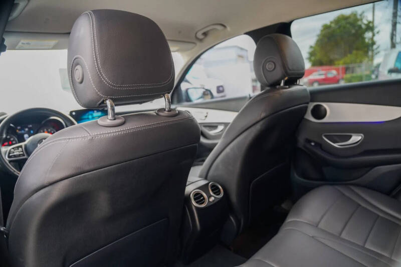 2021 Mercedes-Benz GLC GLC 300