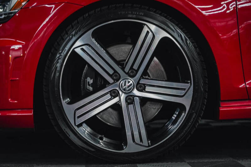 2016 Volkswagen Golf R