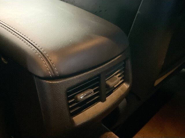 2018 Dodge Challenger 392 HEMI Scat Pack Shaker