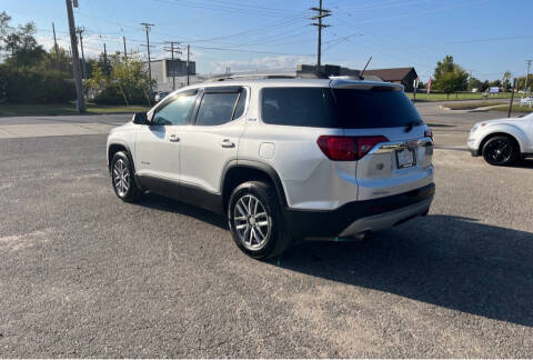 2018 GMC Acadia SLE-2
