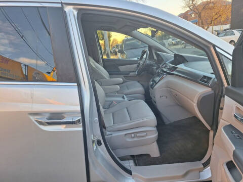 2014 Honda Odyssey EX-L w/DVD