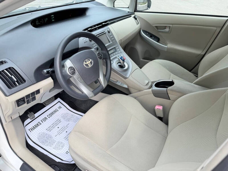 2012 Toyota Prius Two