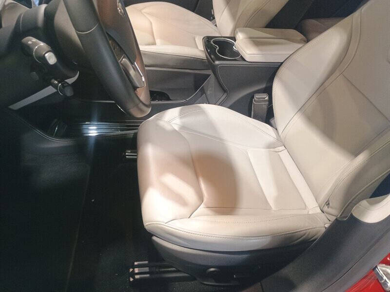 2016 Tesla Model S 70