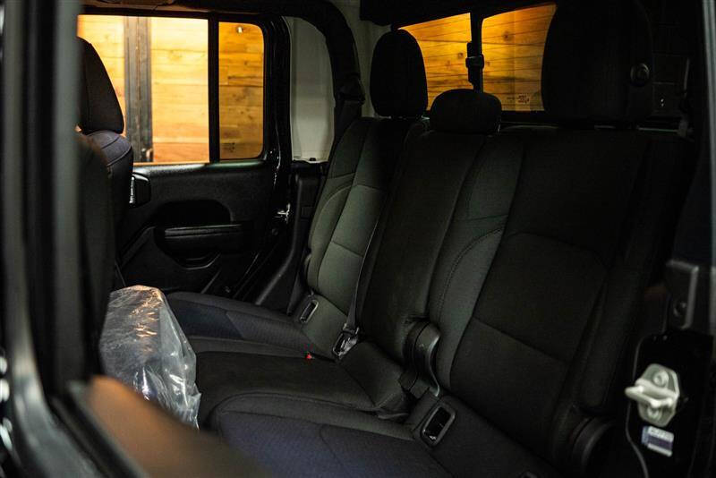 2023 Jeep Gladiator Sport S