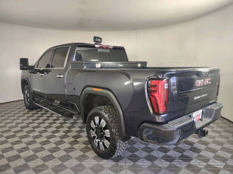 2024 GMC Sierra 2500HD Denali