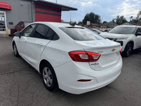 2016 Chevrolet Cruze LS Auto