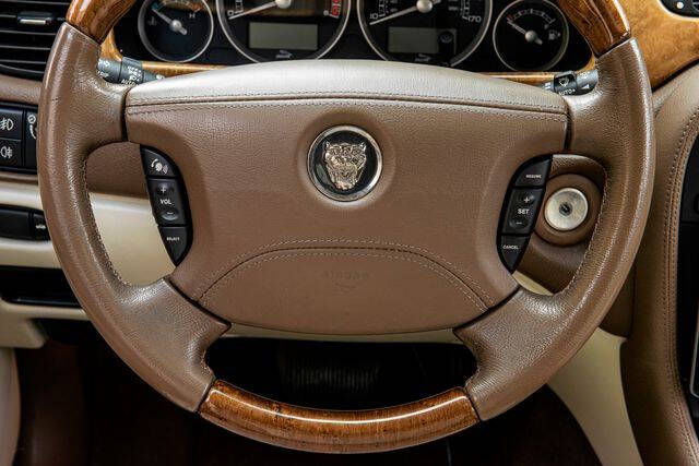 2005 Jaguar S-Type 4.2