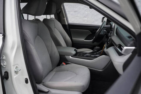 2021 Toyota Highlander L