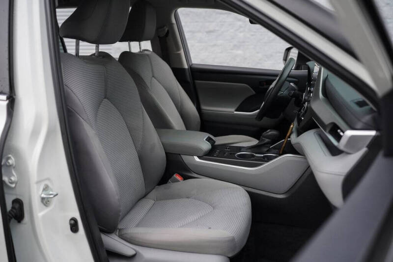 2021 Toyota Highlander L