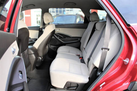 2018 Hyundai Santa Fe SE