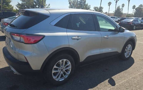 2021 Ford Escape Hybrid SE