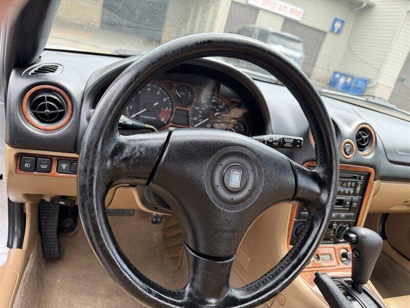 2000 Mazda MX-5 Miata