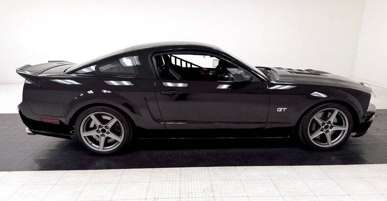 2005 Ford Mustang
