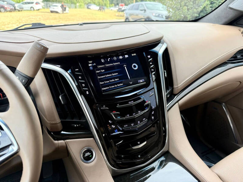 2018 Cadillac Escalade ESV Platinum