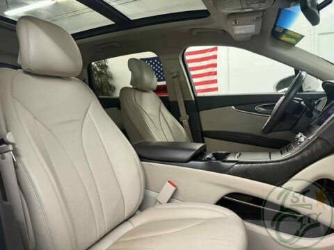 2019 Lincoln Nautilus Reserve