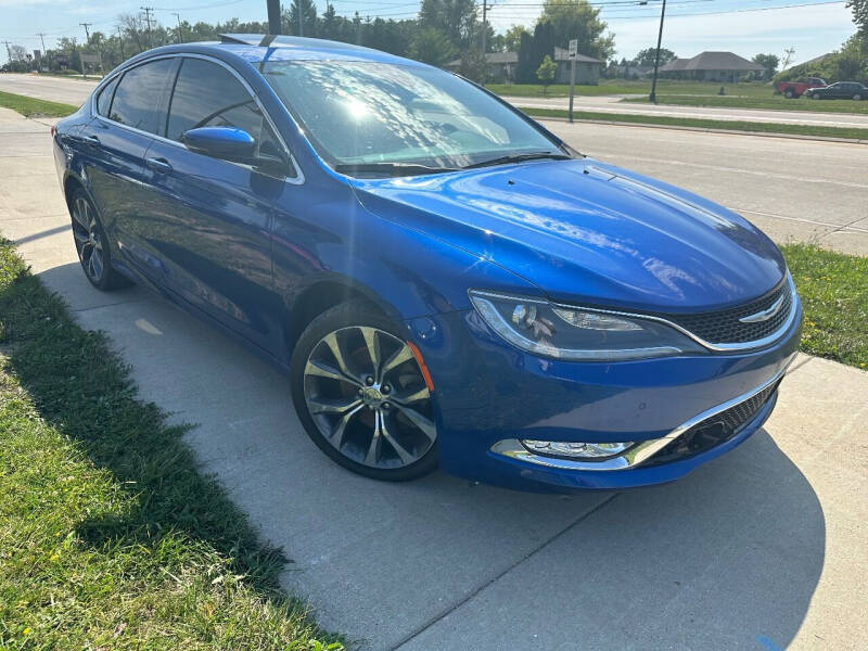 Used 2015 Chrysler 200 C with VIN 1C3CCCEG9FN678435 for sale in Oak Creek, WI