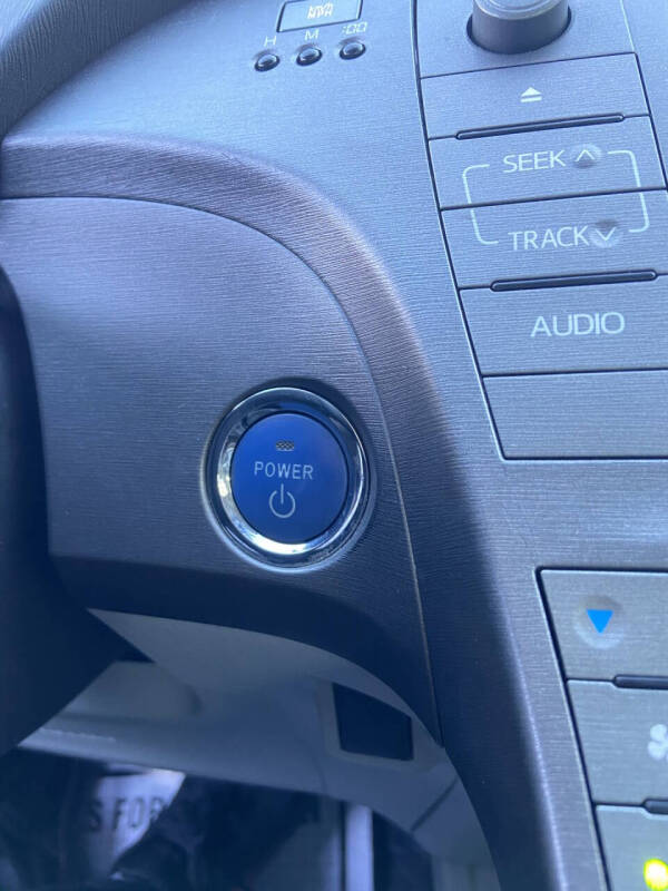 2012 Toyota Prius Two