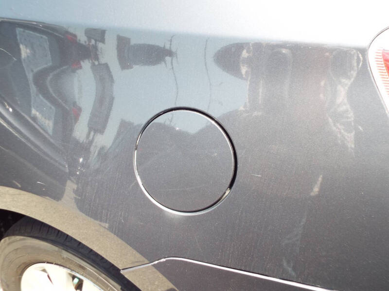 2014 Toyota Prius Plug-in Hybrid Advanced