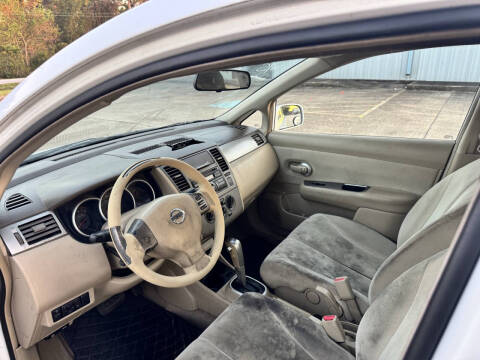 2009 Nissan Versa 1.8 S