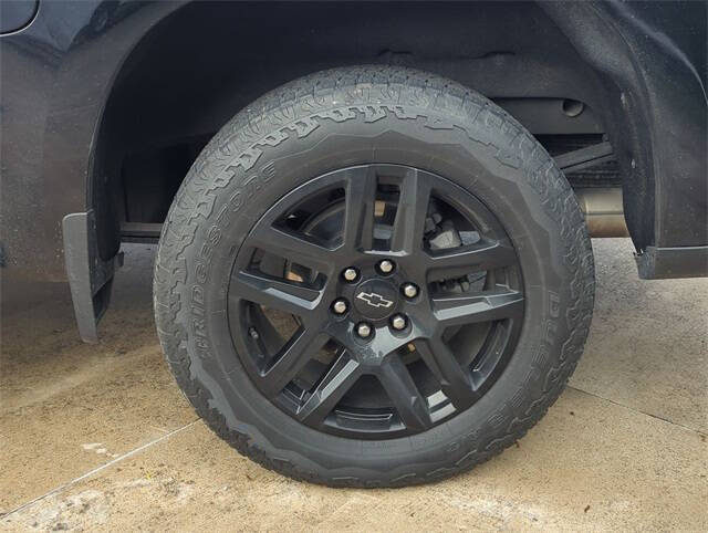 Used 2021 Chevrolet Silverado 1500 RST with VIN 3GCUYEEL6MG467032 for sale in Mckinney, TX