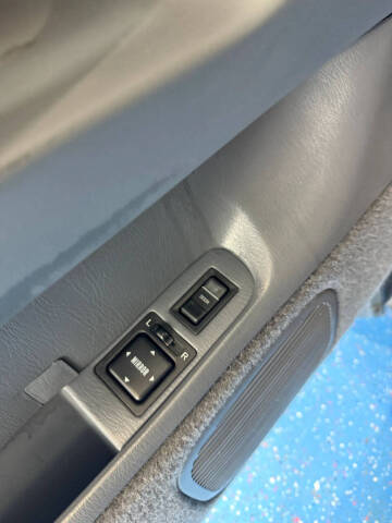 1995 Toyota Previa DX