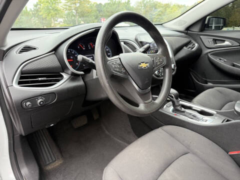 2024 Chevrolet Malibu LT