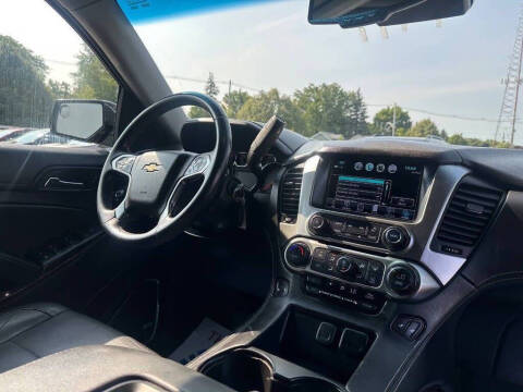 2017 Chevrolet Suburban LT