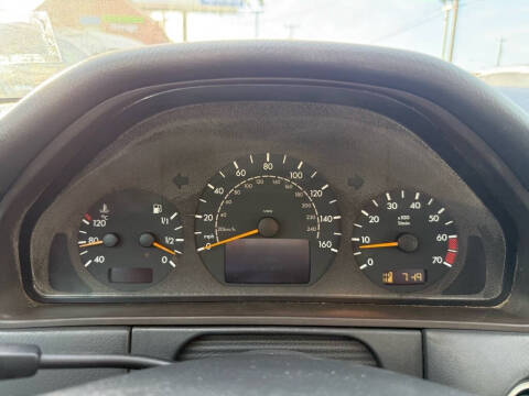 2001 Mercedes-Benz E-Class E 320