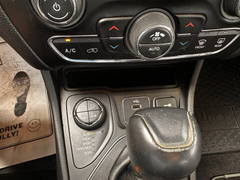 2019 Jeep Cherokee Trailhawk