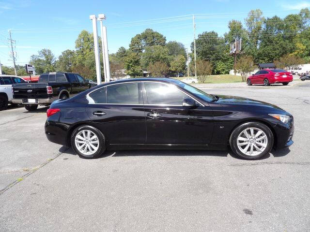2015 Infiniti Q50 Premium