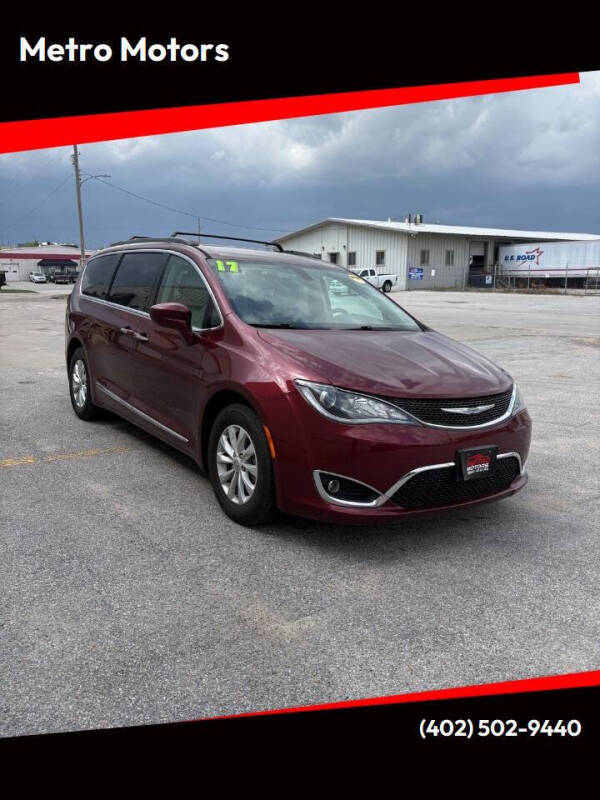 2017 Chrysler Pacifica Touring-L