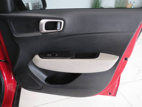 2023 Hyundai Venue SEL