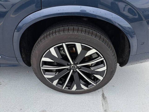 2026 Volvo XC90 T8 Plus 7P