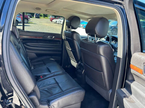 2018 Lincoln MKT Premiere
