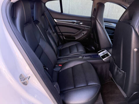 2013 Porsche Panamera