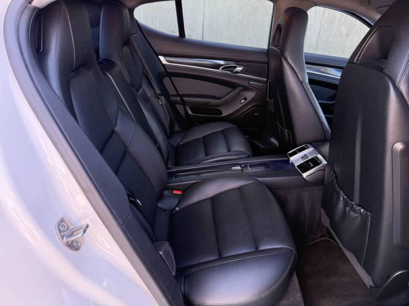 2013 Porsche Panamera