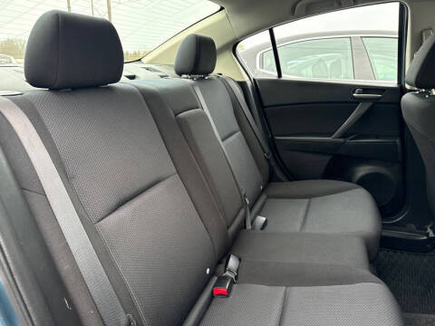 2011 Mazda MAZDA3 i Touring