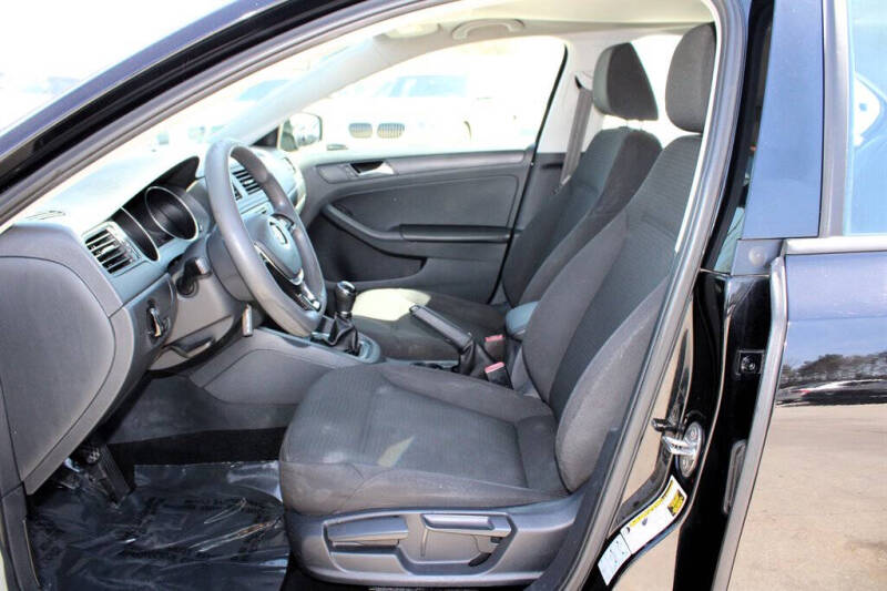 2016 Volkswagen Jetta