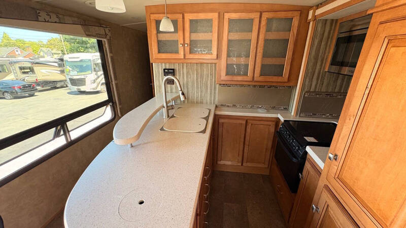 2015 Winnebago Vista