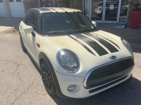 2017 MINI Hardtop 4 Door Cooper